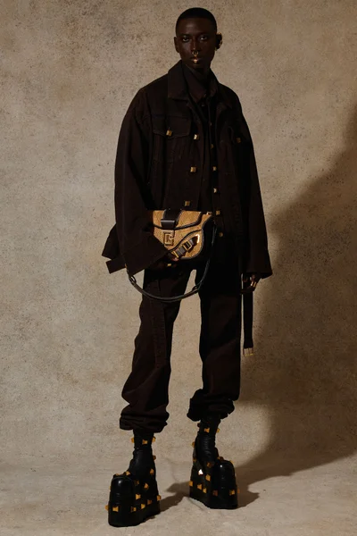 Look 32